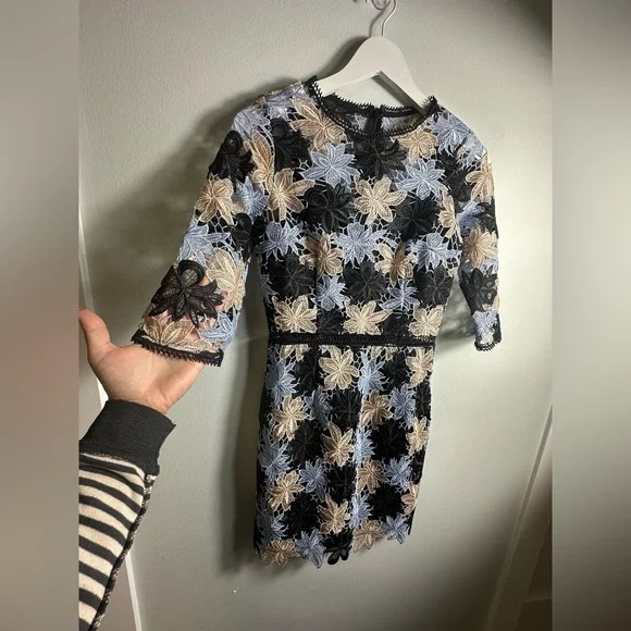 ANTHROPOLOGIE MINUET Women’s Blue and Black Floral Lace Mini Dress - Picture 8 of 15